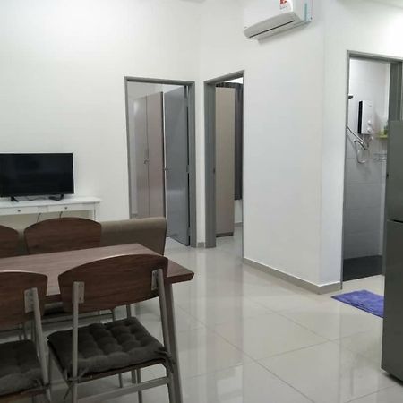 Enjoy Cozy 2 Room Condo At Mesahill Nilai Buitenkant foto